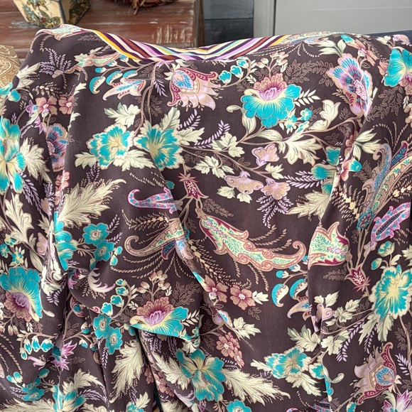Soft Surroundings Floral Silk robe - Picture 4 of 6
